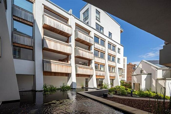 3 Bedroom Retirement Property To Rent In Latheram House, GL50