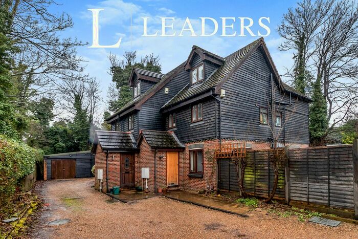 4 Bedroom Semi-Detached House To Rent In Adelphi Road, Epsom, KT17