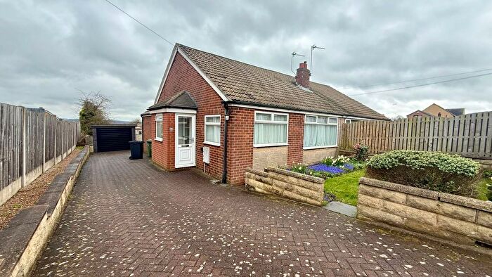 3 Bedroom Bungalow To Rent In White Lee Road, Batley, WF17