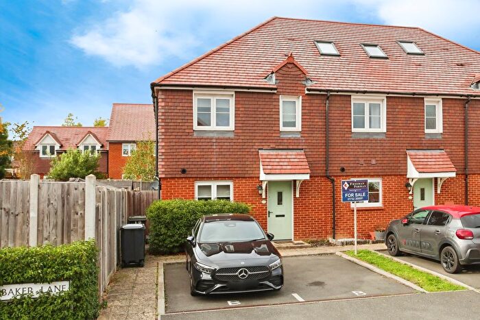 3 Bedroom End Terrace House For Sale In Baker Lane, Tonbridge, Kent, TN11