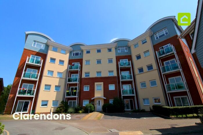 2 Bedroom Flat To Rent In Redhill, Surrey, RH1