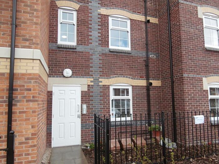 2 Bedroom Flat To Rent In Grey Meadow Road, Ilkeston, Derbyshire, DE7