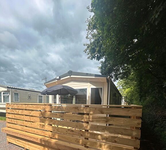 2 Bedroom Mobile/park Home For Sale In Creebridge, Newton Stewart, DG8