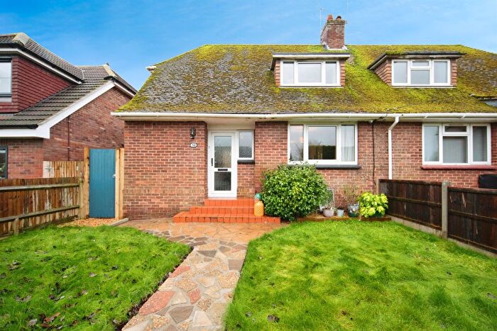 2 Bedroom Semi-Detached House For Sale In Bishops Close, Nettlestead, Maidstone, ME18