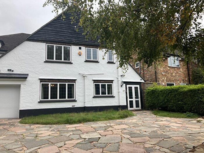 5 Bedroom Detached House To Rent In Woodcote Valley Road, CR8