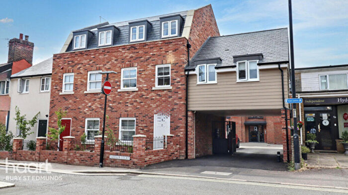 2 Bedroom Flat For Sale In Saddler Court, Kings Road, Bury St Edmunds, IP33