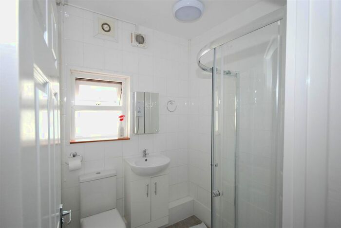 5 Bedroom Terraced House To Rent In Telephone Road, Southsea, Portsmouth, PO4