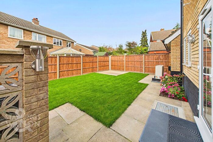 2 Bedroom Detached House For Sale In Queens Court, The Street, Long Stratton, Norwich, NR15
