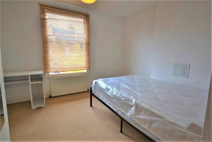 3 Bedroom Flat To Rent In Portnall Road, London, W9