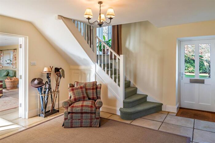 4 Bedroom Barn Conversion For Sale In Eastleach, Gloucestershire, GL7