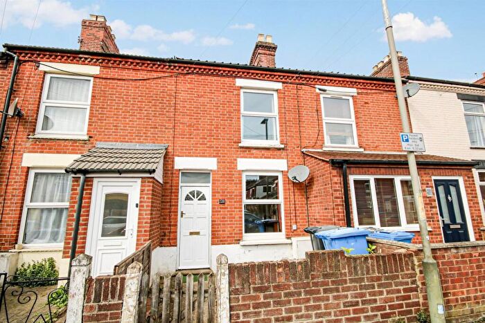 2 Bedroom Terraced House For Sale In Spencer Street, Norwich, NR3