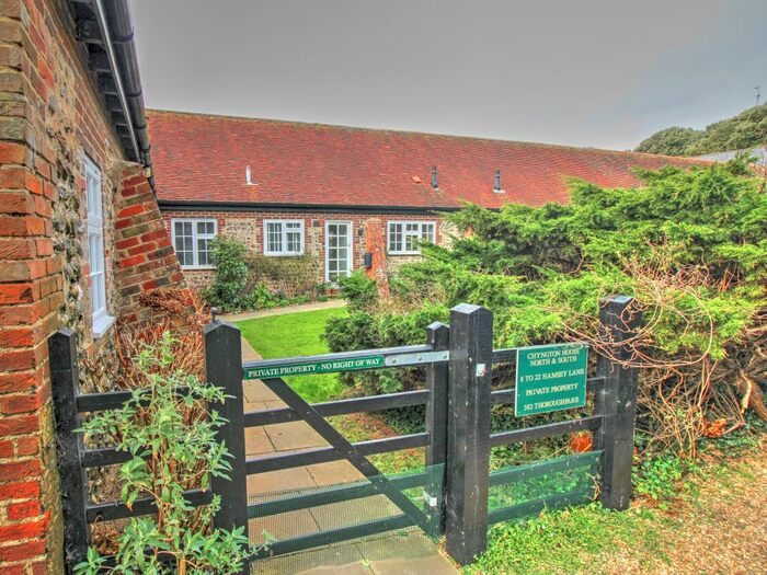 2 Bedroom Cottage To Rent In Hamsey Lane, Seaford, BN25