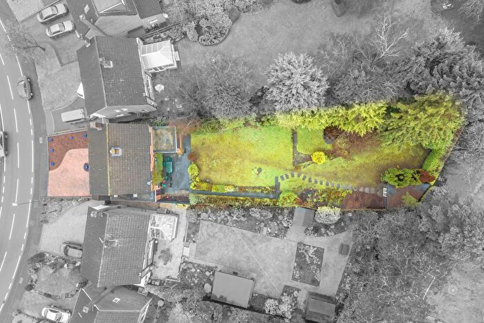 4 Bedroom Detached House For Sale In Monastery Drive, Solihull, B91