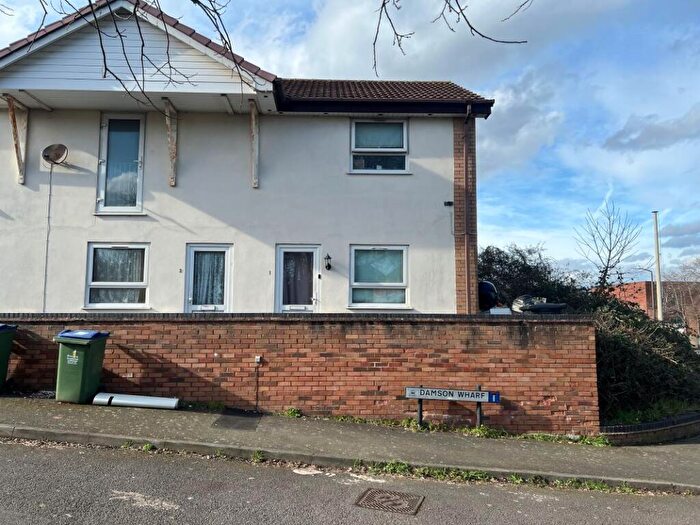 2 Bedroom End Of Terrace House For Sale In Damson Wharf, Tipton, DY4