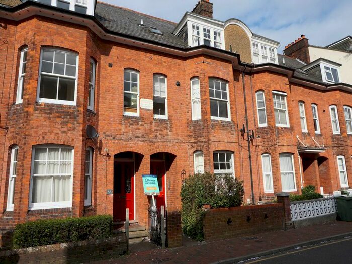 1 Bedroom Flat To Rent In Dudley Road, Tunbridge Wells, Kent, TN1