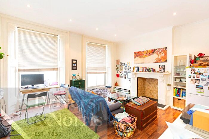 1 Bedroom Apartment To Rent In York Way, Islington, London, N7