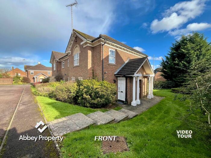 1 Bedroom Flat To Rent In Skelton Close, Luton, LU3