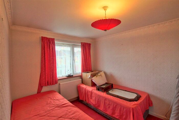 3 Bedroom Semi-Detached House For Sale In Windermere Drive, West Auckland, Bishop Auckland, DL14