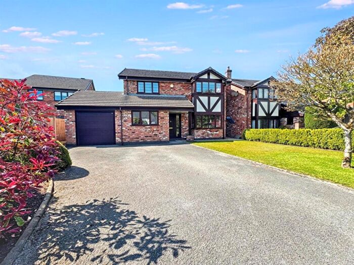 4 Bedroom Detached House For Sale In Beggars Lane, Leek, ST13