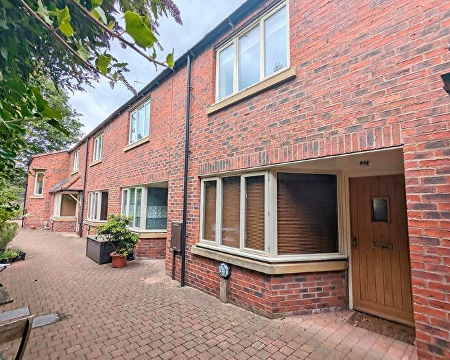 2 Bedroom House To Rent In Burgess Mews, Beverley, HU17