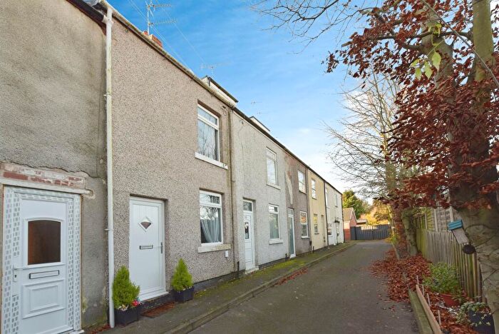 3 Bedroom Terraced House For Sale In Rhodes Cottages, Clowne, Chesterfield, S43