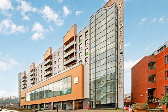 1 Bedroom Flat For Sale In Pinner Road, Harrow, HA1
