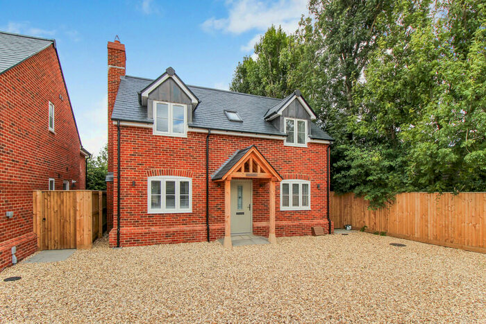 4 Bedroom Detached House To Rent In Chapel Lane, South Marston, Swindon, SN3