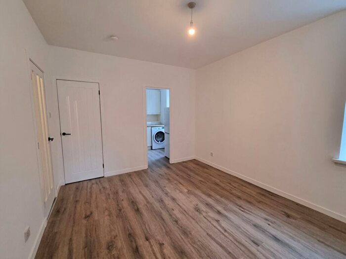 2 Bedroom Flat To Rent In St Andrew Street, The City Centre, Aberdeen, AB25