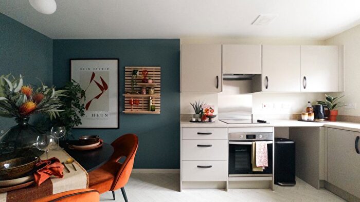 2 Bedroom Semi-Detached House For Sale In Furrow Close, WR8