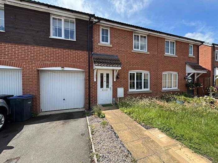 3 Bedroom Terraced House To Rent In Palomino Place, Swindon, SN5