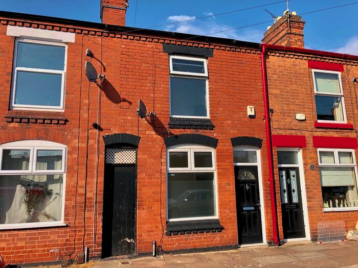 2 Bedroom Terraced House To Rent In Lothair Road, Leicester, LE2