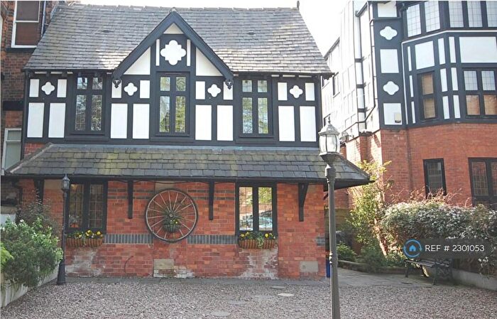 3 Bedroom Detached House To Rent In Half Edge Lane, Manchester, M30