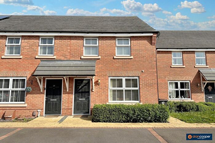 3 Bedroom End Of Terrace House For Sale In Merino Drive, Nuneaton, CV11
