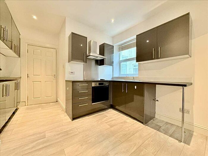 2 Bedroom Apartment To Rent In Northumberland Terrace, Plymouth, PL1