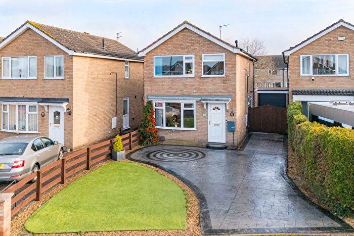 3 Bedroom Detached House For Sale In Ryemoor Road, Haxby, YO32