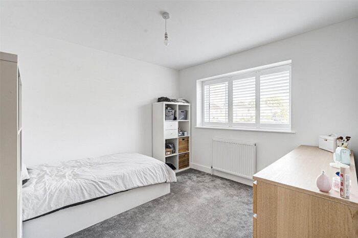 3 Bedroom End Of Terrace House For Sale In Mendip Road, Salvington, Worthing, West Sussex, BN13