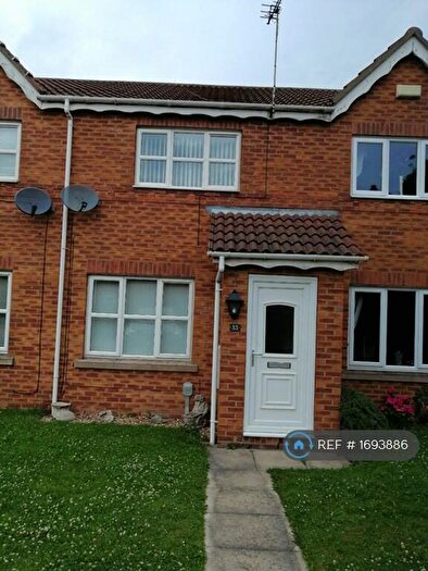 2 Bedroom Terraced House To Rent In Mast Drive, Hull, HU9