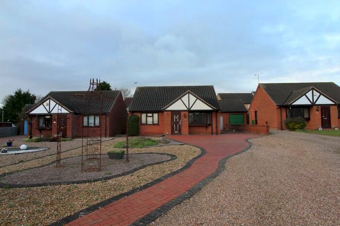 2 Bedroom Detached Bungalow For Sale In Hawkshead Grove, LN2