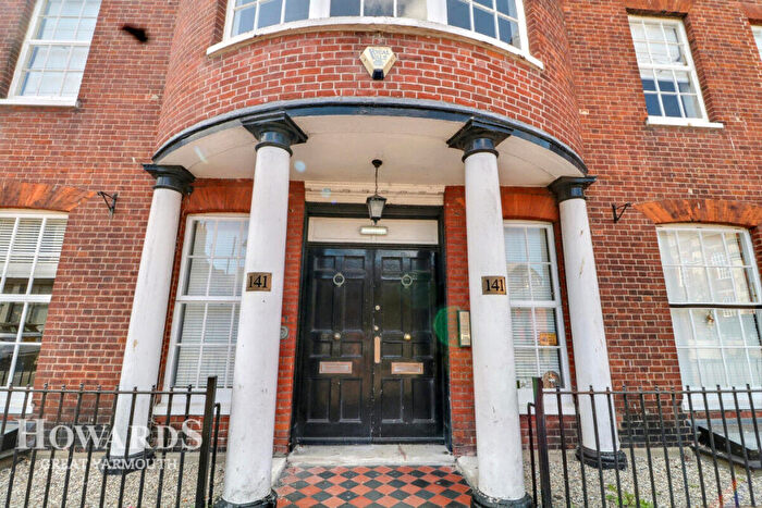 1 Bedroom Flat For Sale In King Street, Great Yarmouth, NR30