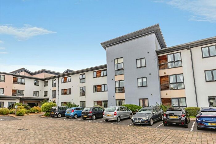 2 Bedroom Apartment For Sale In Waverley Court, Portishead, BS20