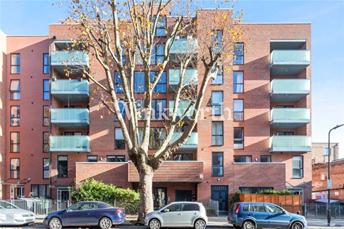 2 Bedroom Apartment To Rent In Butterfly Court, London, N15