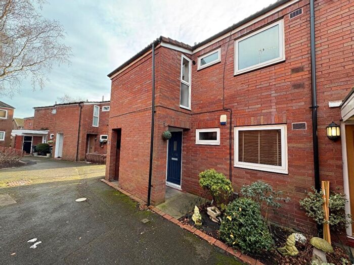 1 Bedroom Flat To Rent In Mossfield Road, Swinton, Manchester, M27
