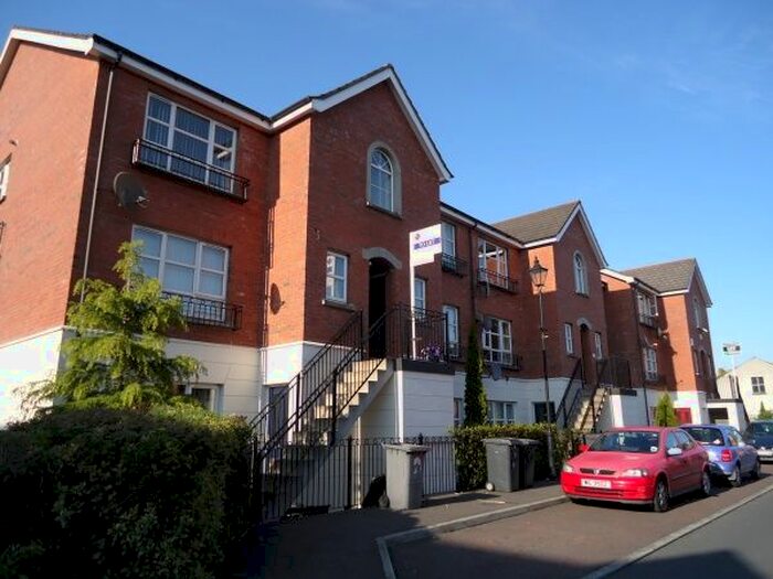 2 Bedroom Flat To Rent In Langtry Court, Belfast, BT5
