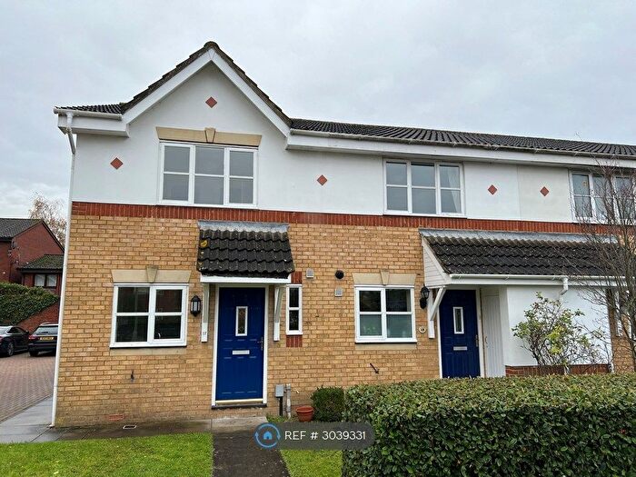 2 Bedroom Semi-Detached House To Rent In Stocton Close, Guildford, GU1
