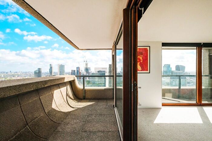 3 Bedroom Apartment For Sale In Barbican, London, EC2Y