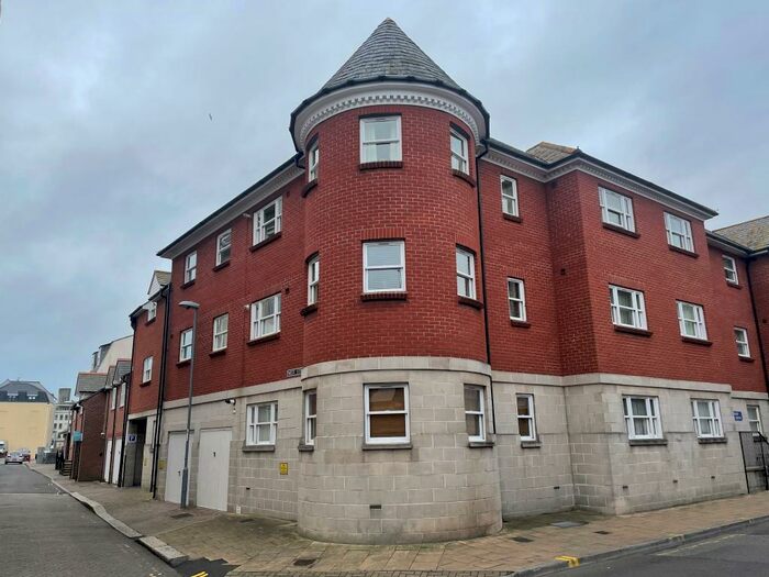 2 Bedroom Apartment To Rent In Lower St Alban Street, Weymouth, DT4