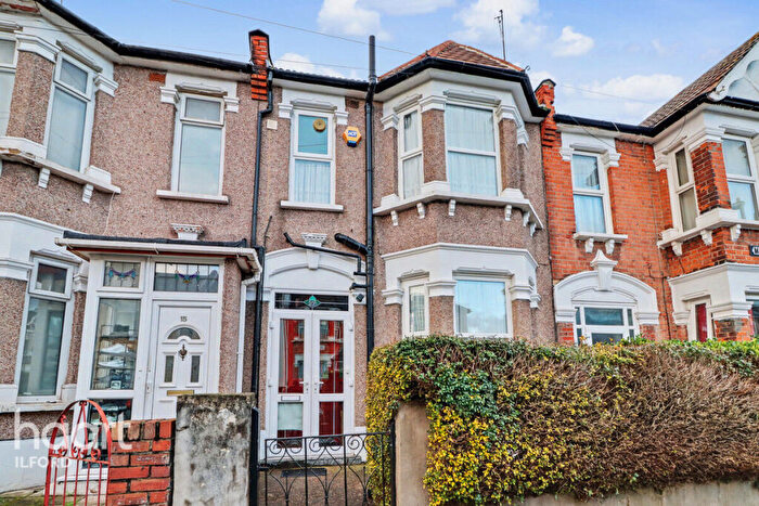 3 Bedroom Terraced House For Sale In Monteagle Avenue, Barking, IG11