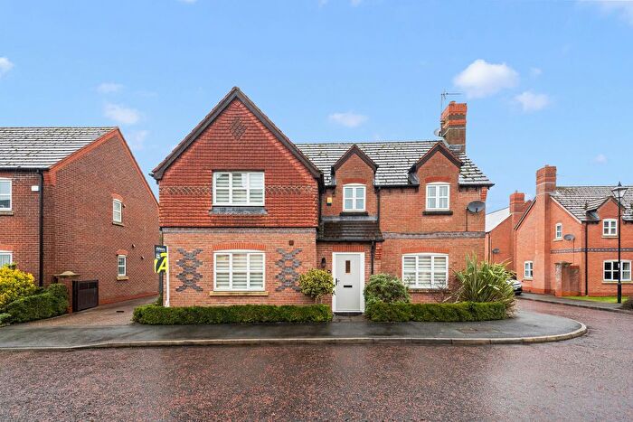 4 Bedroom Detached House For Sale In Norlands Park, Widnes, WA8