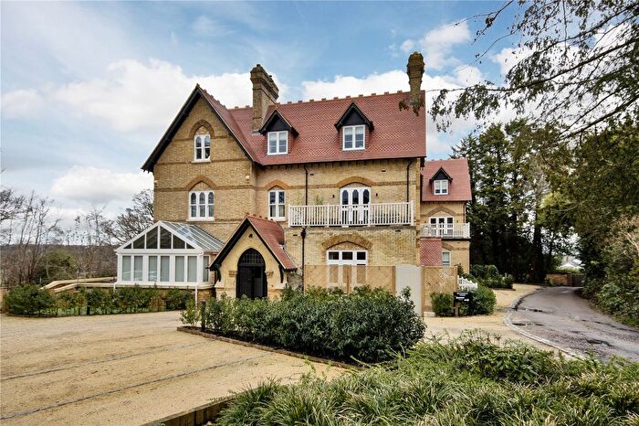 2 Bedroom Flat For Sale In Broadwater Down, Tunbridge Wells, Kent, TN2