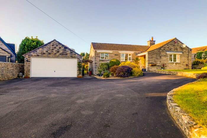 4 Bedroom Detached Bungalow For Sale In Westholme Road, Pilton, Nr Glastonbury, BA4
